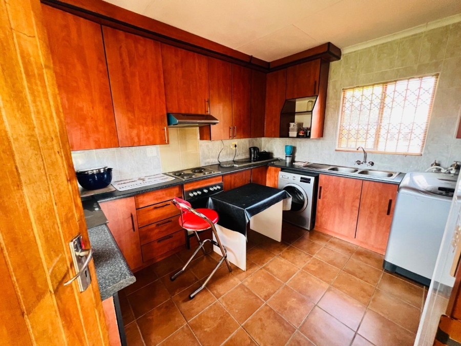3 Bedroom Property for Sale in Mmabatho North West